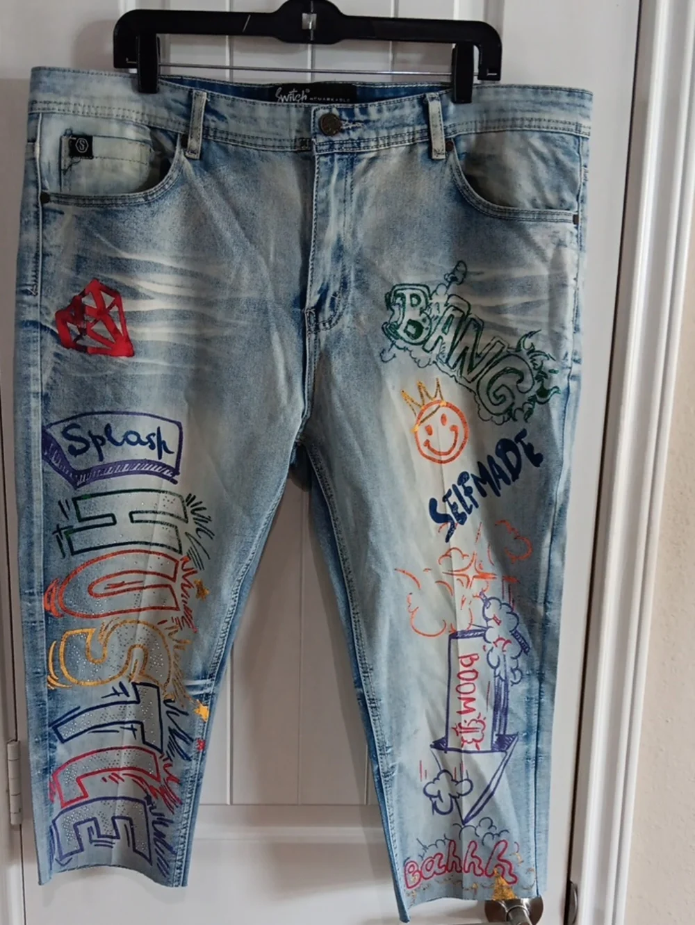 Light Wash Graffiti Men’s Jeans - Selfmade Design